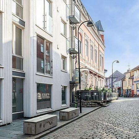 Koselig Og Sentralt Midt I Fargegaten Stavanger Buitenkant foto